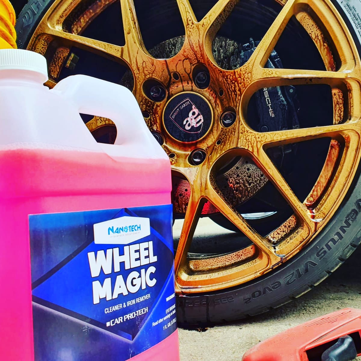 WHEEL MAGIC: CLEANER & IRON REMOVER